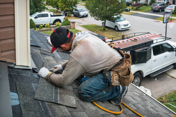 Professional Roofing technician working in Petersburg, MI